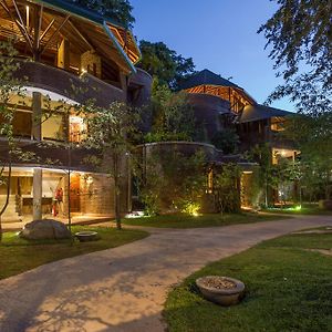 Grand Udawalawe Safari Resort